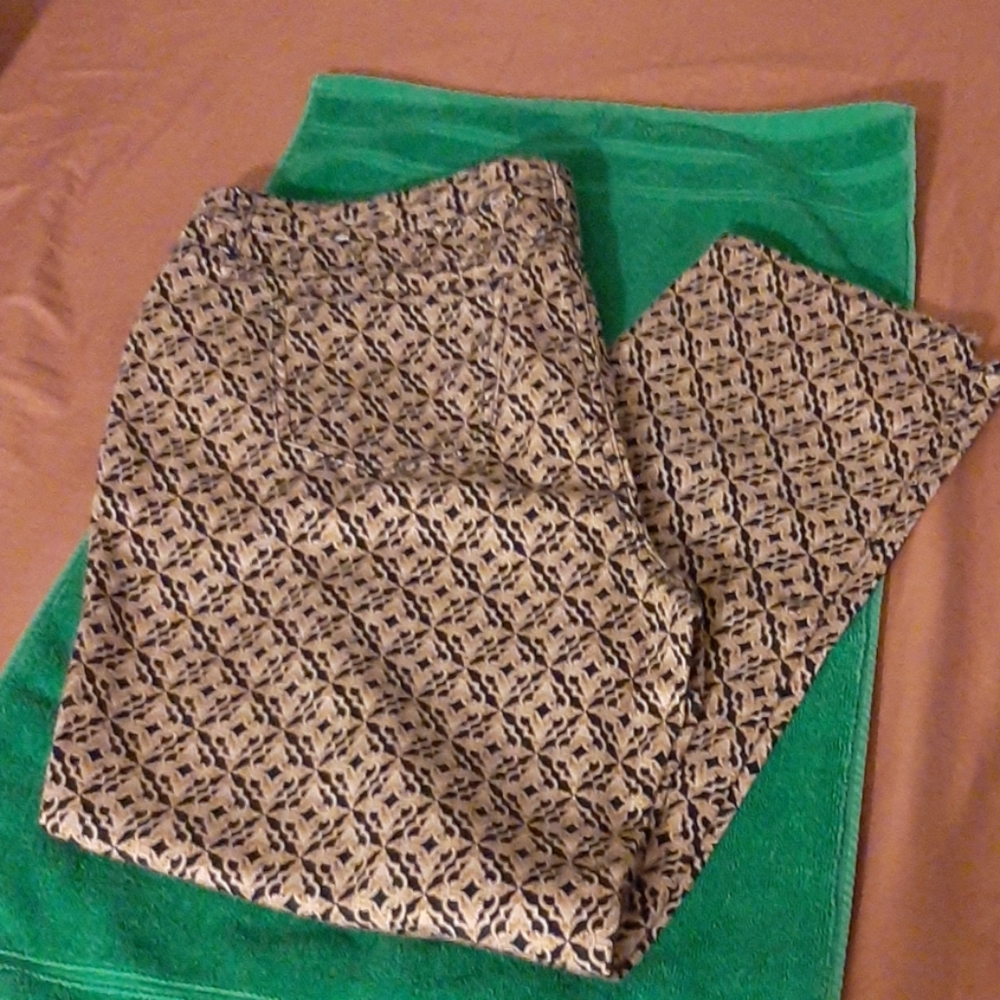 Pants - Picture 2 of 4
